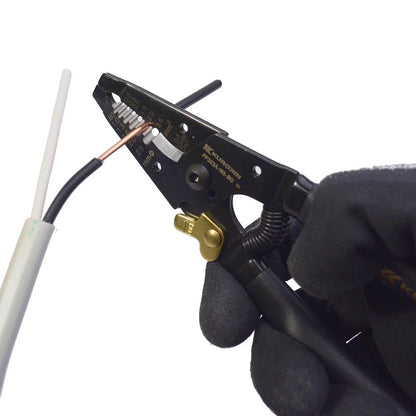 Cutting wire insulation with Fujiya PP323A-165BG – shown in real use